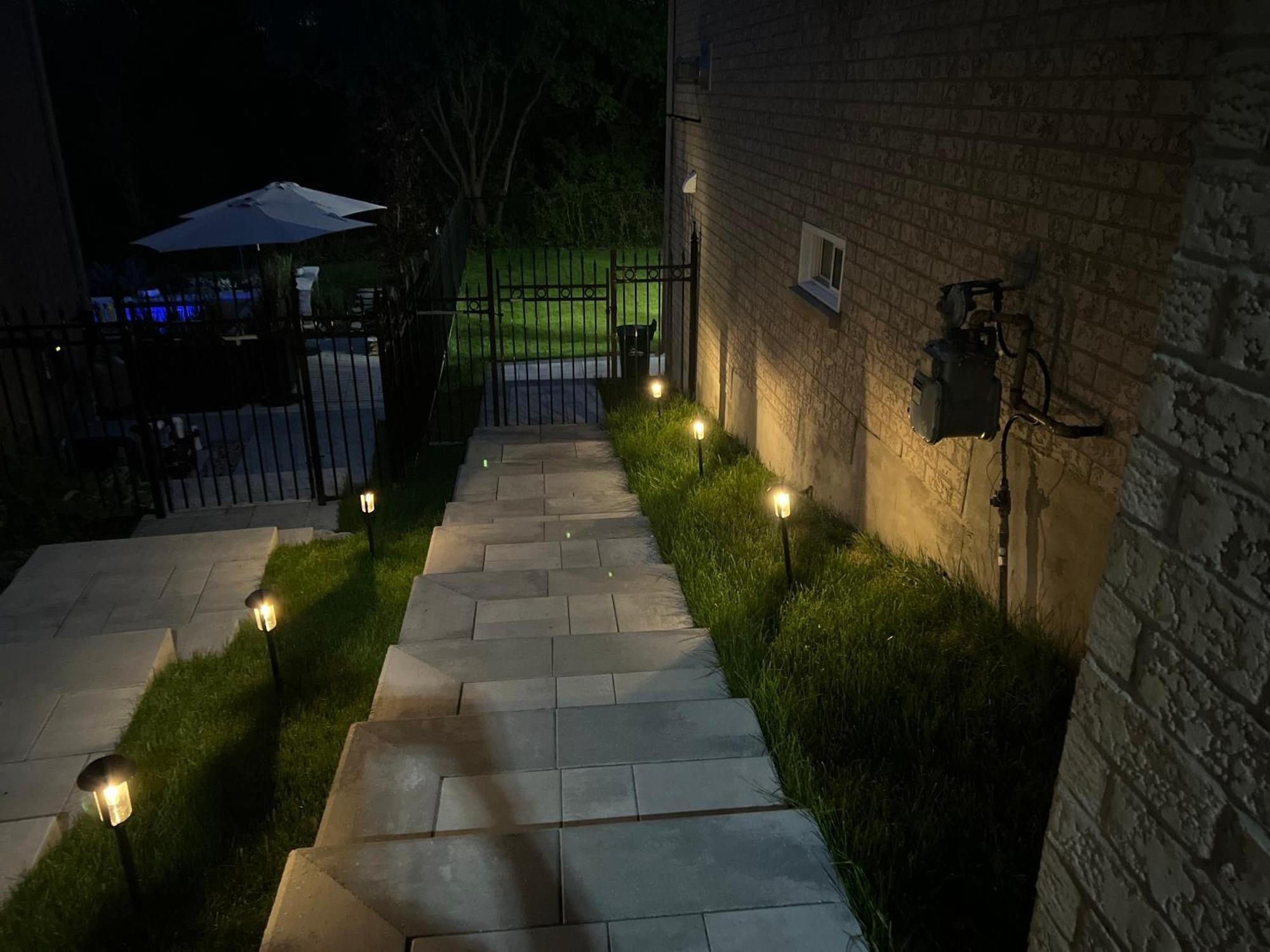 Cozy, Brand-New, 2Bdr,Walkout Apt, Free Parking Richmond Hill Eksteriør bilde